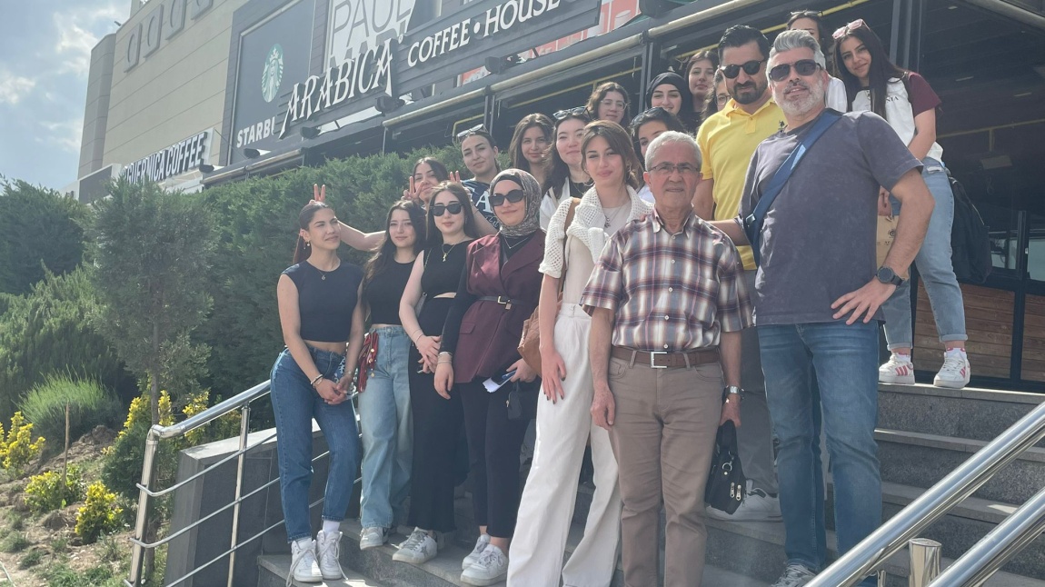  Yiyecek-İçecek Hizmetleri Alanı Eskişehir'de